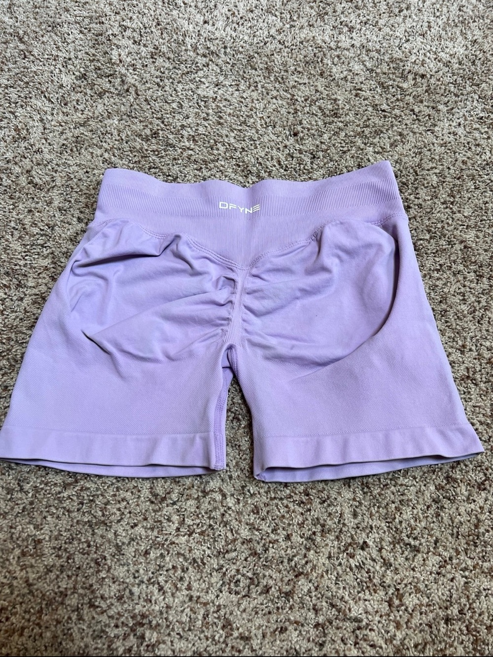 DFYNE Lavender Purple Seamless High Waisted Sculpting Gym Shorts size medium - Picture 8 of 12